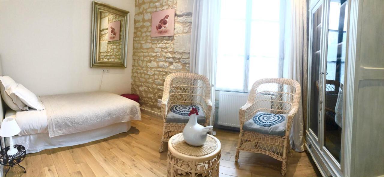 Ecole De Mathuna De Marigny Brizay Bed and Breakfast Εξωτερικό φωτογραφία